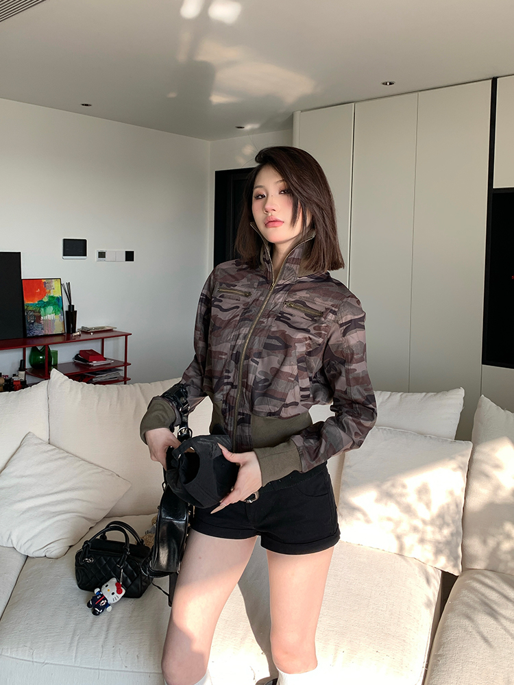 Spring 2025 Women's American Vintage Camouflage Lapel Short Cardigan Sweatshirt - Slim Fit Jacket for Y2K Style