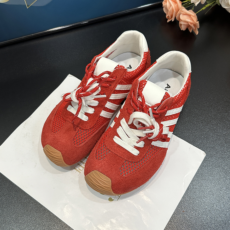 Spring/Summer 2025 Matte Genuine Leather Hollow Mesh Color-Block Height-Increasing Training Shoes for Women - Sporty Casual Style