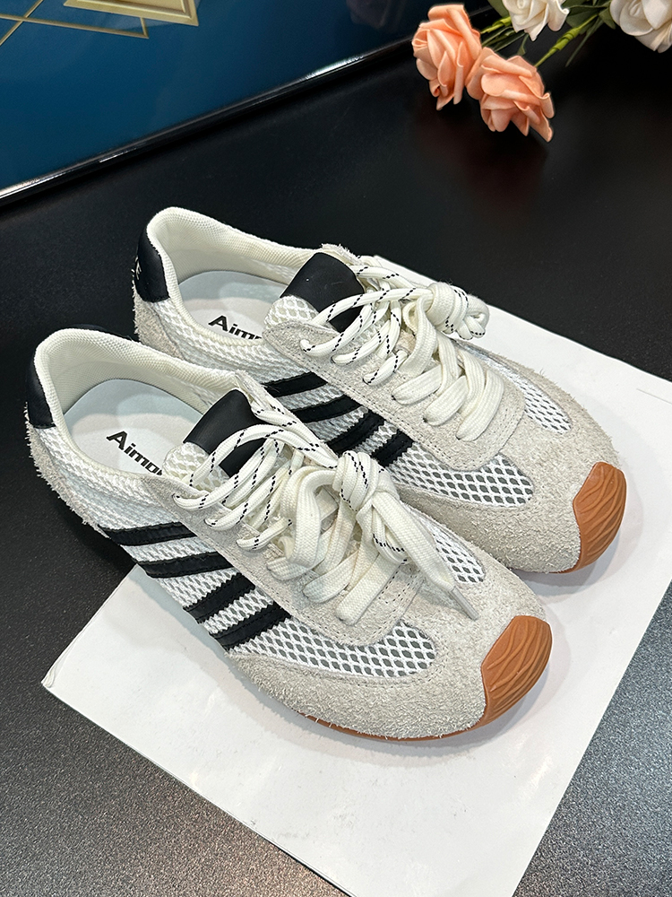 Spring/Summer 2025 Matte Genuine Leather Hollow Mesh Color-Block Height-Increasing Training Shoes for Women - Sporty Casual Style Spring/Summer 2025 Matte Genuine Leather Hollow Mesh Color-Block Height-Increasing Training Shoes for Women - Sporty Casual Style
