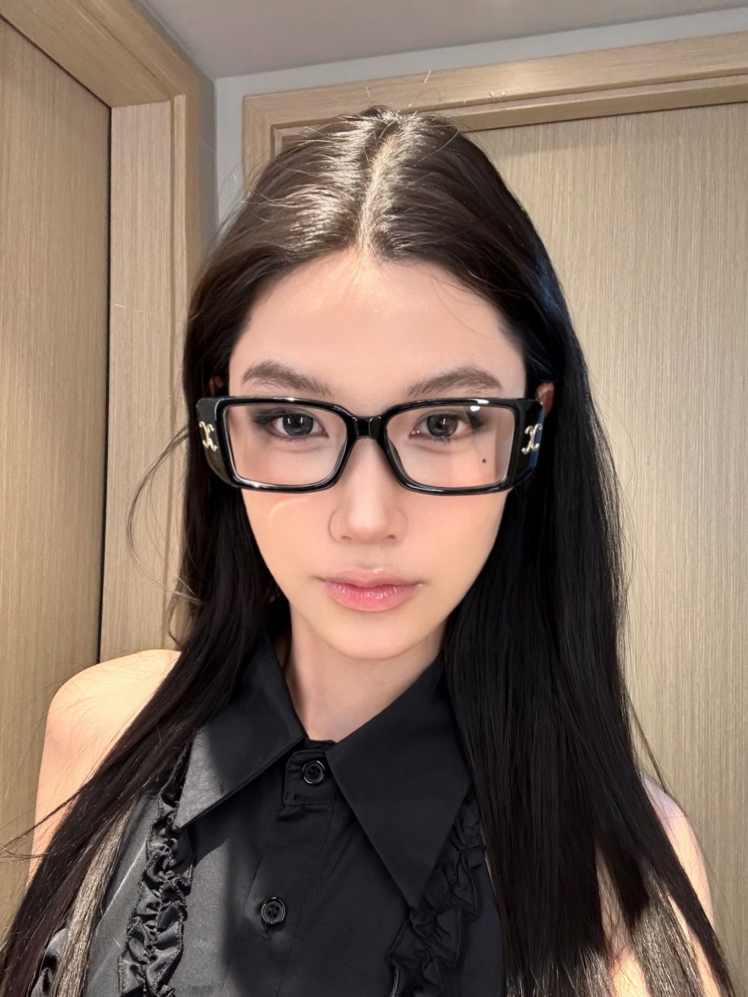 Square Black Frame Glasses with Thick Border for Round Faces - Anti-Blue Light, Myopia Prescription, European American Style