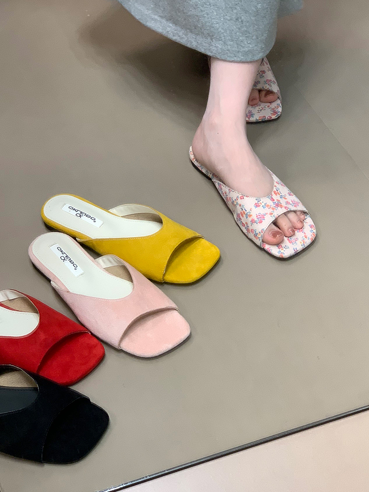 Square Toe Flat Sandals for Women - Open Toe One Strap French Retro Style, Versatile Summer Footwear 2025