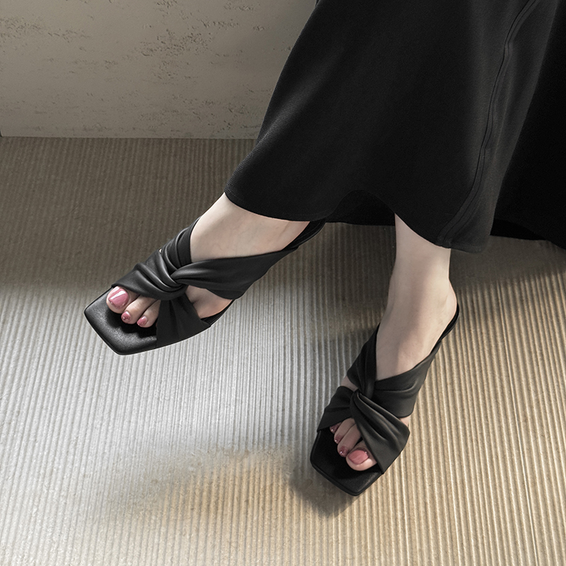 Square-Toe Open-Toe Cross-Twist Slip-On Wedge Sandals for Women - Summer Evening Breeze Outdoor Style Square-Toe Open-Toe Cross-Twist Slip-On Wedge Sandals for Women - Summer Evening Breeze Outdoor Style