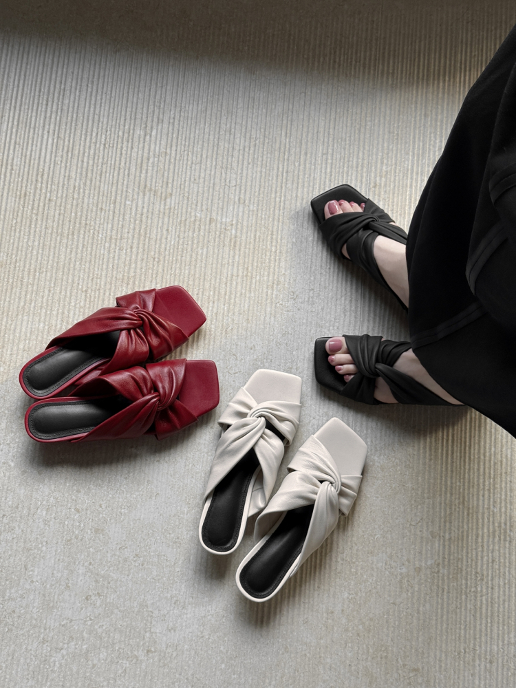 Square-Toe Open-Toe Cross-Twist Slip-On Wedge Sandals for Women - Summer Evening Breeze Outdoor Style Square-Toe Open-Toe Cross-Twist Slip-On Wedge Sandals for Women - Summer Evening Breeze Outdoor Style