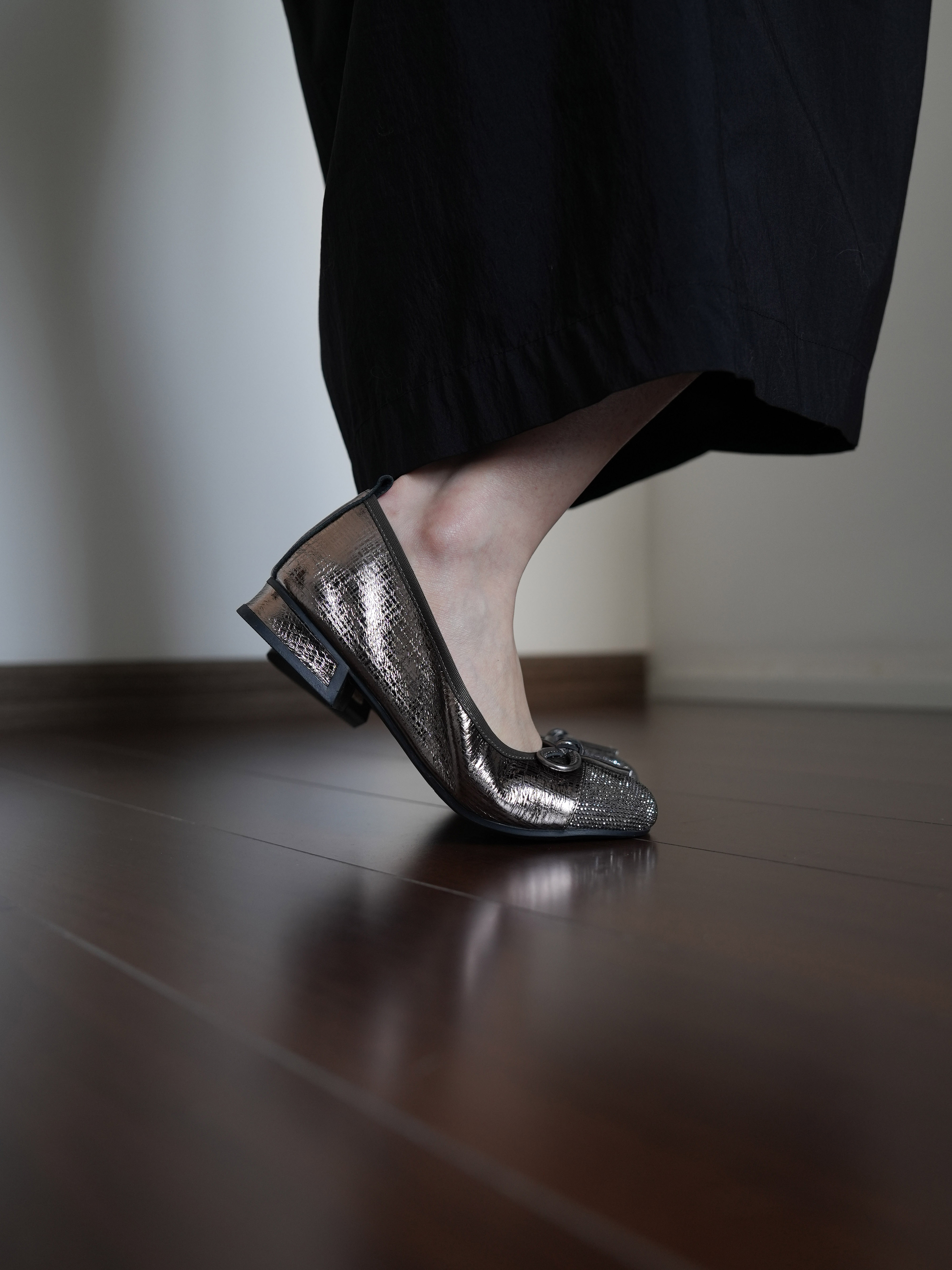 Square Toe Slip-On Flat Shoes for Women - Low Heel Water-Resistant Bow Detail All-Season Footwear