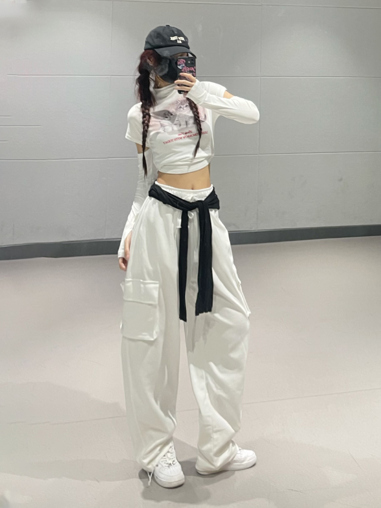 Straight-Leg Tapered Dance Pants for Girls, Casual White Sportswear, Trendy Korean Style Outfit, Perfect for Work and Play Straight-Leg Tapered Dance Pants for Girls, Casual White Sportswear, Trendy Korean Style Outfit, Perfect for Work and Play