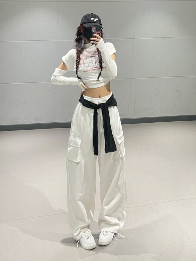 Straight-Leg Tapered Dance Pants for Girls, Casual White Sportswear, Trendy Korean Style Outfit, Perfect for Work and Play Straight-Leg Tapered Dance Pants for Girls, Casual White Sportswear, Trendy Korean Style Outfit, Perfect for Work and Play