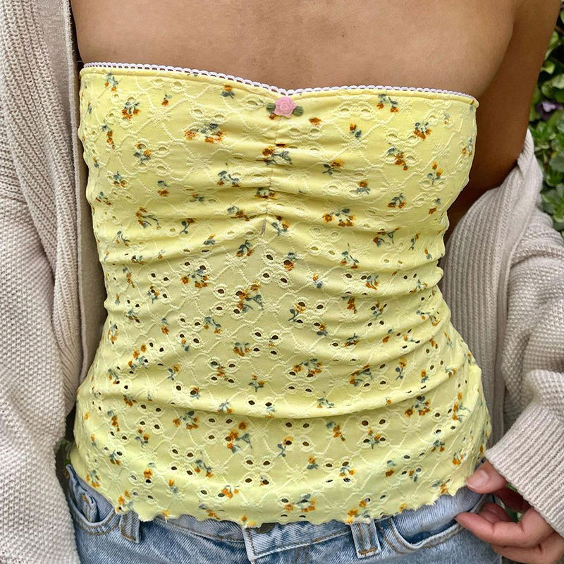 Strapless Yellow Floral Textured Top - Summer Pastoral Style for Vacation, Fresh Forest Vibe, Perfect for Y2K and 90s Fashion Strapless Yellow Floral Textured Top - Summer Pastoral Style for Vacation, Fresh Forest Vibe, Perfect for Y2K and 90s Fashion