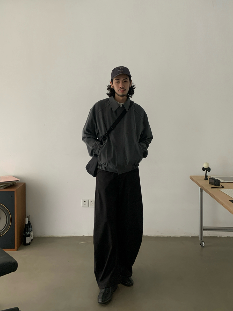 Structured Cut Minimalist Jacket for Men and Women - High-End Lapel Short Coat for Commuting, Fashionable Everyday Wear Structured Cut Minimalist Jacket for Men and Women - High-End Lapel Short Coat for Commuting, Fashionable Everyday Wear