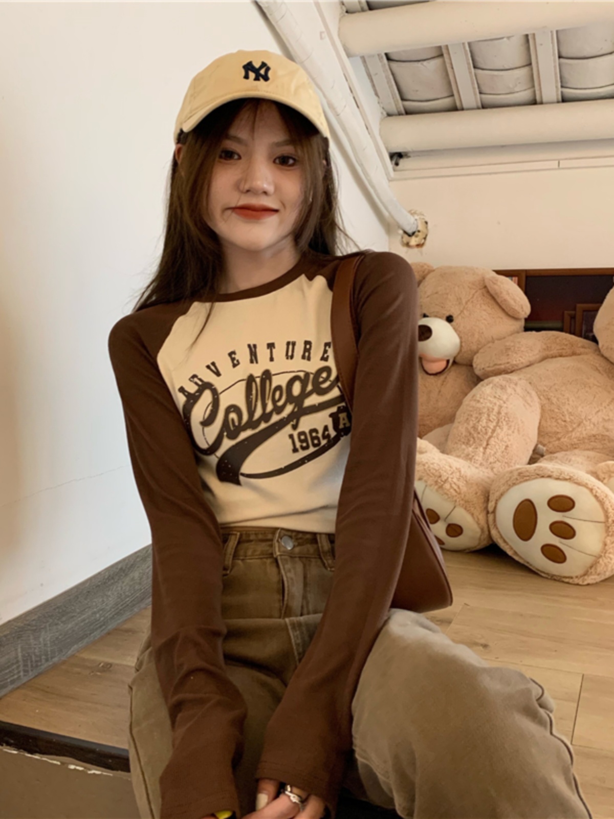 Stylish Fitted Raglan Sleeve Top for Early Autumn - Hot Girl Jazz Dance Outfit & Trendy Zumba Practice Wear Stylish Fitted Raglan Sleeve Top for Early Autumn - Hot Girl Jazz Dance Outfit & Trendy Zumba Practice Wear