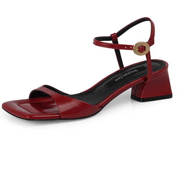 Stylish Square Toe Square Heel Sandals with Buckle - Elegant Boss Lady Design for Chic Summer Fashion