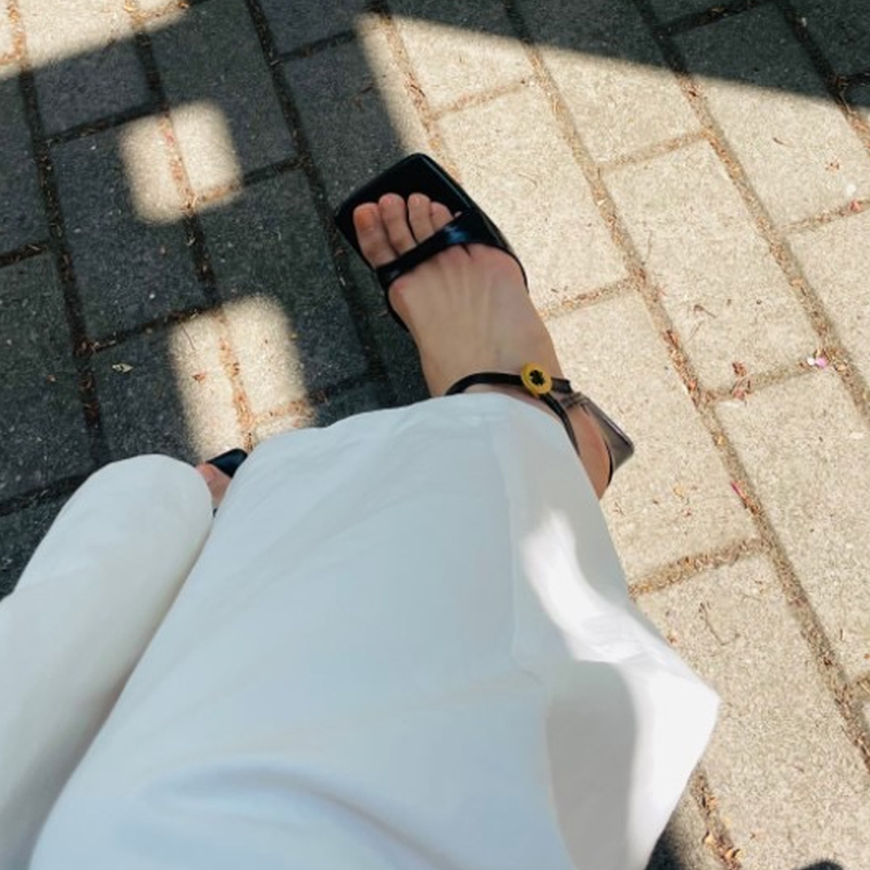 Stylish Square Toe Square Heel Sandals with Buckle - Elegant Boss Lady Design for Chic Summer Fashion Stylish Square Toe Square Heel Sandals with Buckle - Elegant Boss Lady Design for Chic Summer Fashion