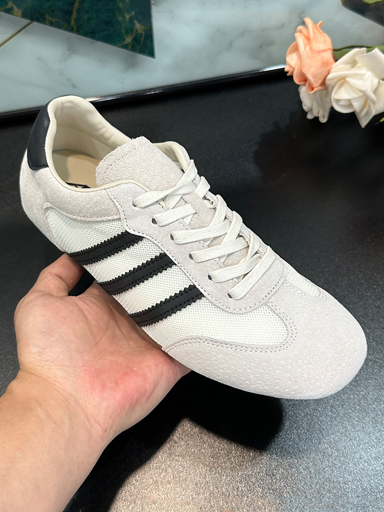 Suede Retro Training Shoes for Women - Versatile Flat Breathable Mesh Casual Sports Sneakers - 90s Inspired ACG Style