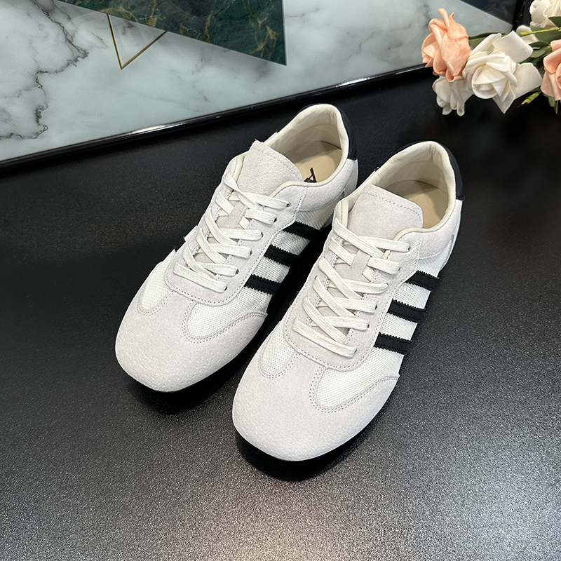 Suede Retro Training Shoes for Women - Versatile Flat Breathable Mesh Casual Sports Sneakers - 90s Inspired ACG Style