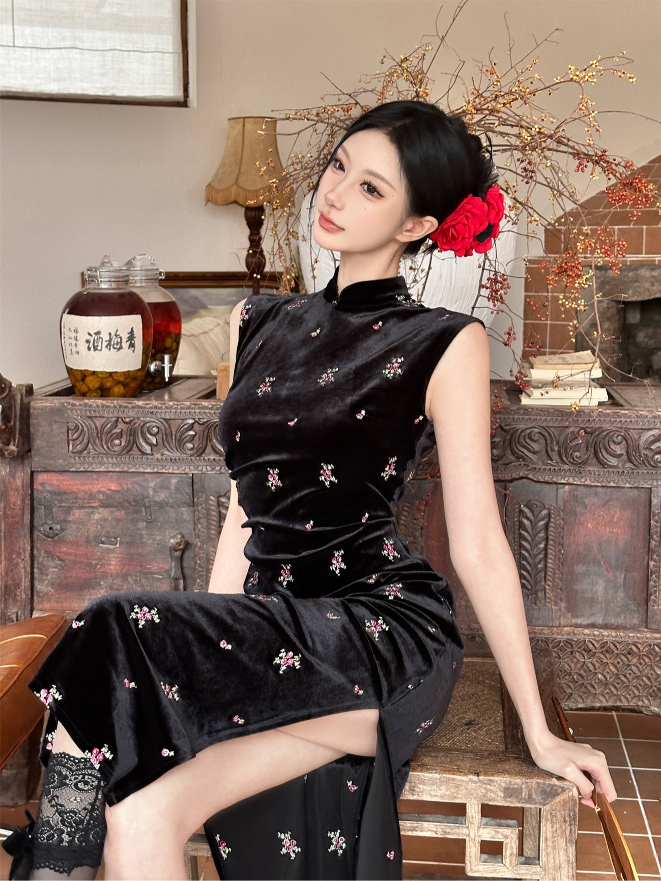 Summer 2025 Black Velvet Cheongsam Dress for Girls, Improved Retro Chinese-Style with Modern Touch Summer 2025 Black Velvet Cheongsam Dress for Girls, Improved Retro Chinese-Style with Modern Touch