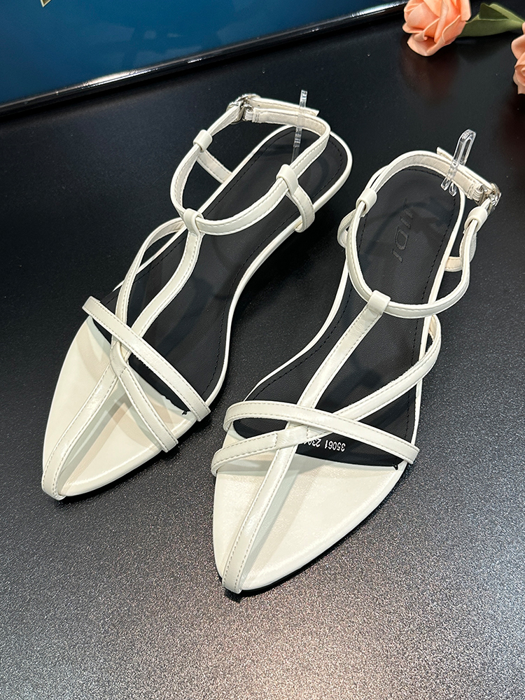 Summer 2025 Open-Toe One-Strap High-Heeled Sandals for Women, Pointed Toe Design, Thin Straps, Perfect for Skirts and Dresses Summer 2025 Open-Toe One-Strap High-Heeled Sandals for Women, Pointed Toe Design, Thin Straps, Perfect for Skirts and Dresses