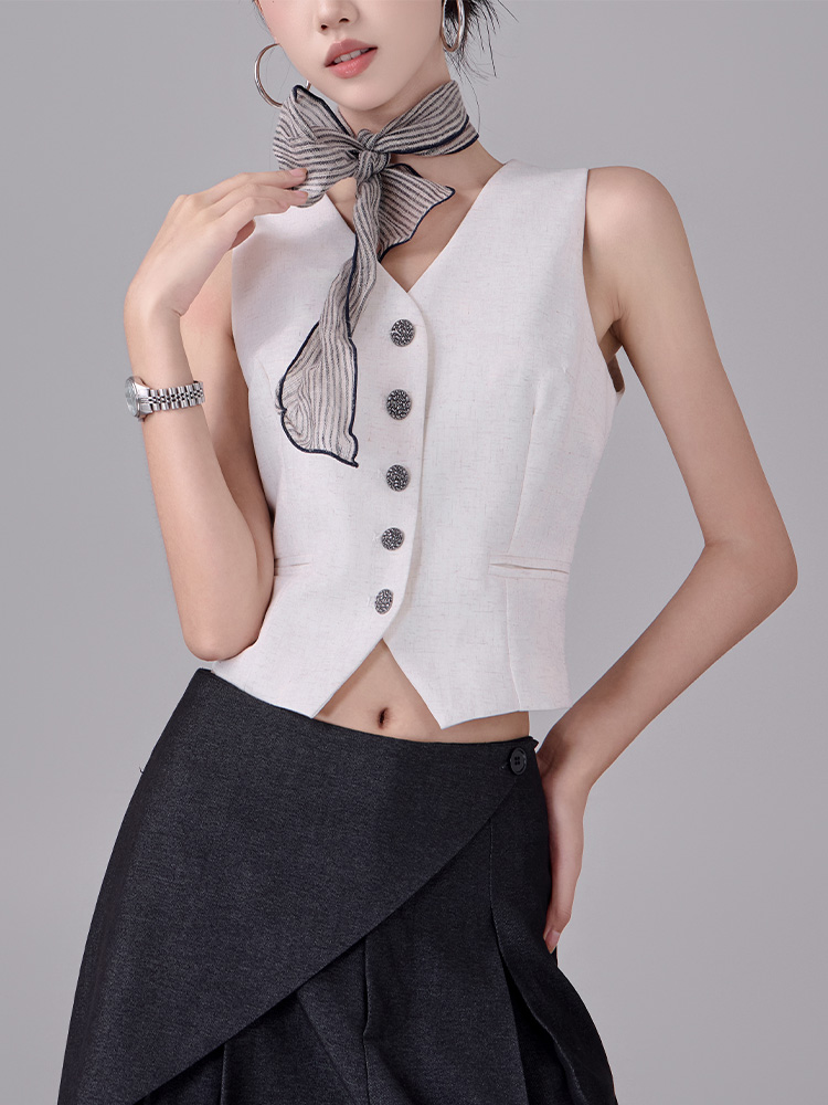 Summer Beige V-Neck Sleeveless Vest Women's Casual Slim Short Blazer Top - Lightweight Fashion for Y2K Style Summer Beige V-Neck Sleeveless Vest Women's Casual Slim Short Blazer Top - Lightweight Fashion for Y2K Style