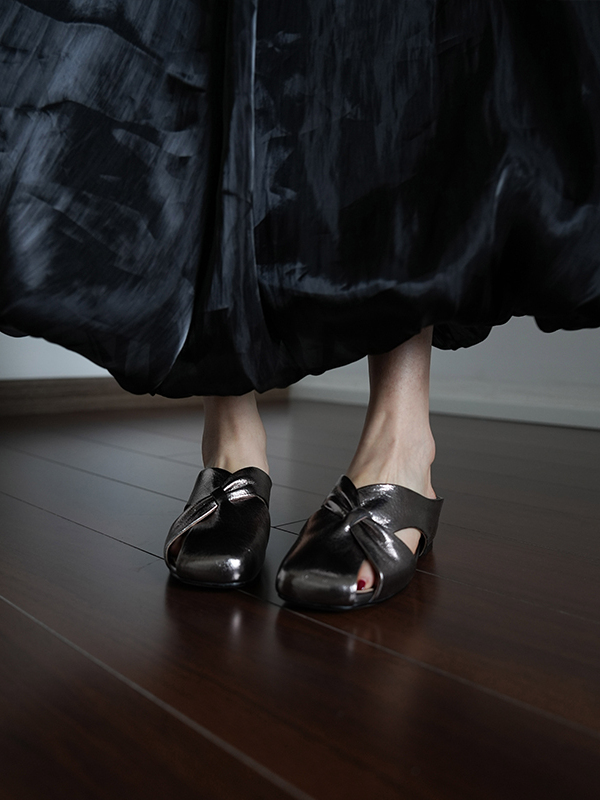 Summer Hollow Out Open-Toe Wedge Slippers for Women - Simple White Beach Style Vacation Footwear Summer Hollow Out Open-Toe Wedge Slippers for Women - Simple White Beach Style Vacation Footwear