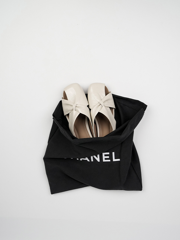 Summer Hollow Out Open-Toe Wedge Slippers for Women - Simple White Beach Style Vacation Footwear