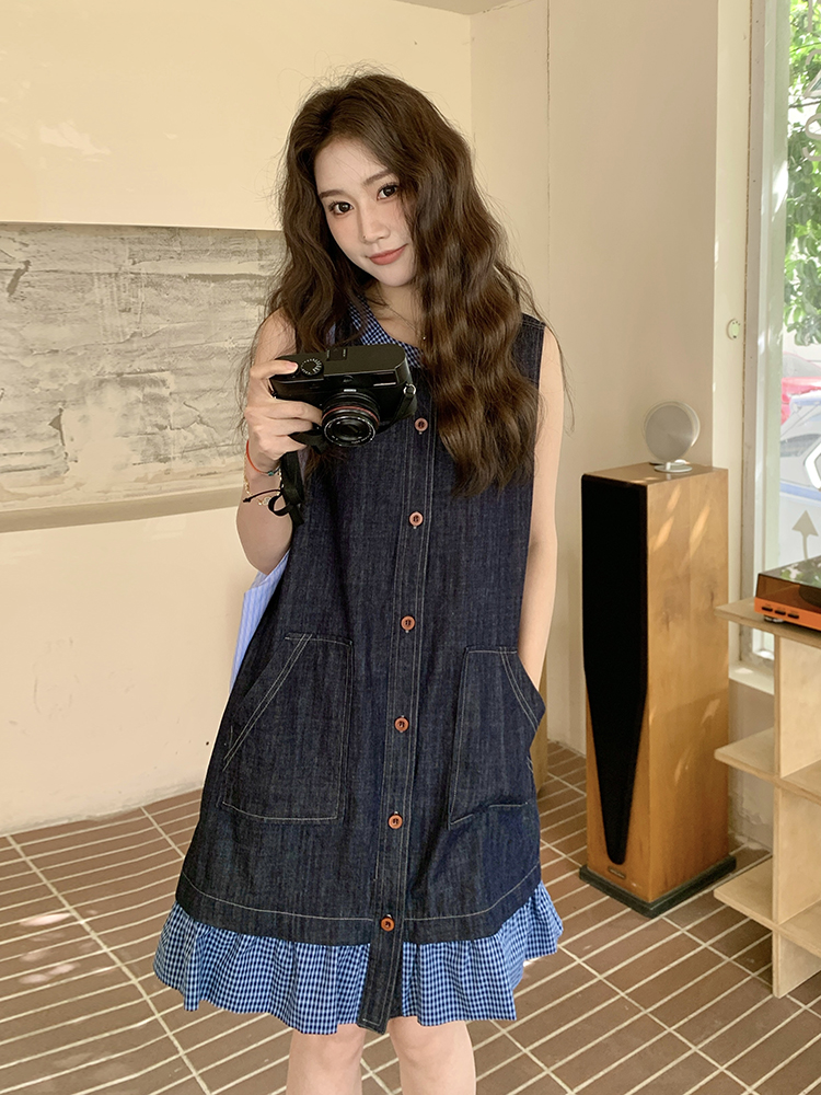 Summer Sleeveless Denim Dress for Women - Relaxed Fit Faux Two-Piece Look, Unique High-End Style, Perfect for Hot Weather Summer Sleeveless Denim Dress for Women - Relaxed Fit Faux Two-Piece Look, Unique High-End Style, Perfect for Hot Weather