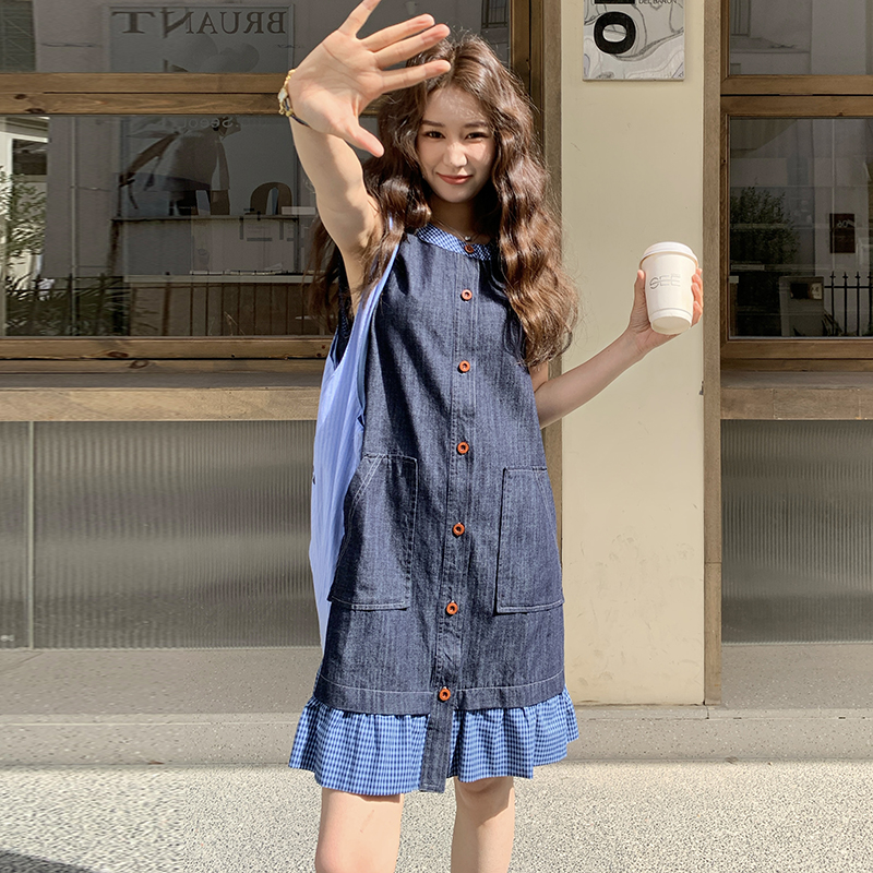 Summer Sleeveless Denim Dress for Women - Relaxed Fit Faux Two-Piece Look, Unique High-End Style, Perfect for Hot Weather Summer Sleeveless Denim Dress for Women - Relaxed Fit Faux Two-Piece Look, Unique High-End Style, Perfect for Hot Weather