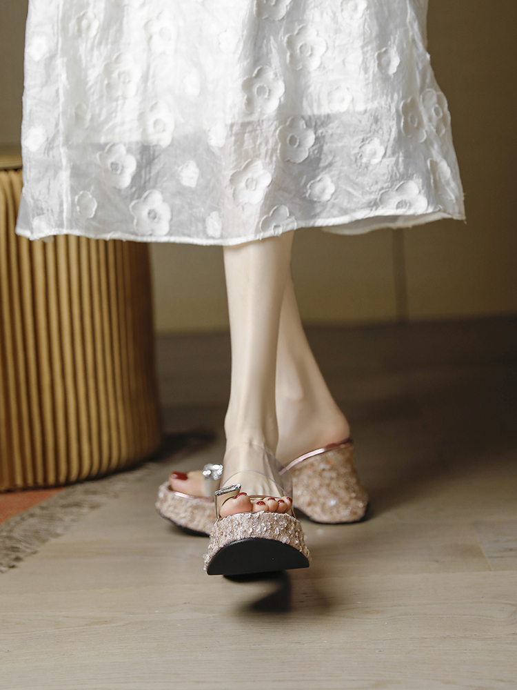 Summer Transparent One-Strap Flip-Flops with Thick Waterproof Platform - Height-Increasing Wedge Slippers for Petite Women Summer Transparent One-Strap Flip-Flops with Thick Waterproof Platform - Height-Increasing Wedge Slippers for Petite Women