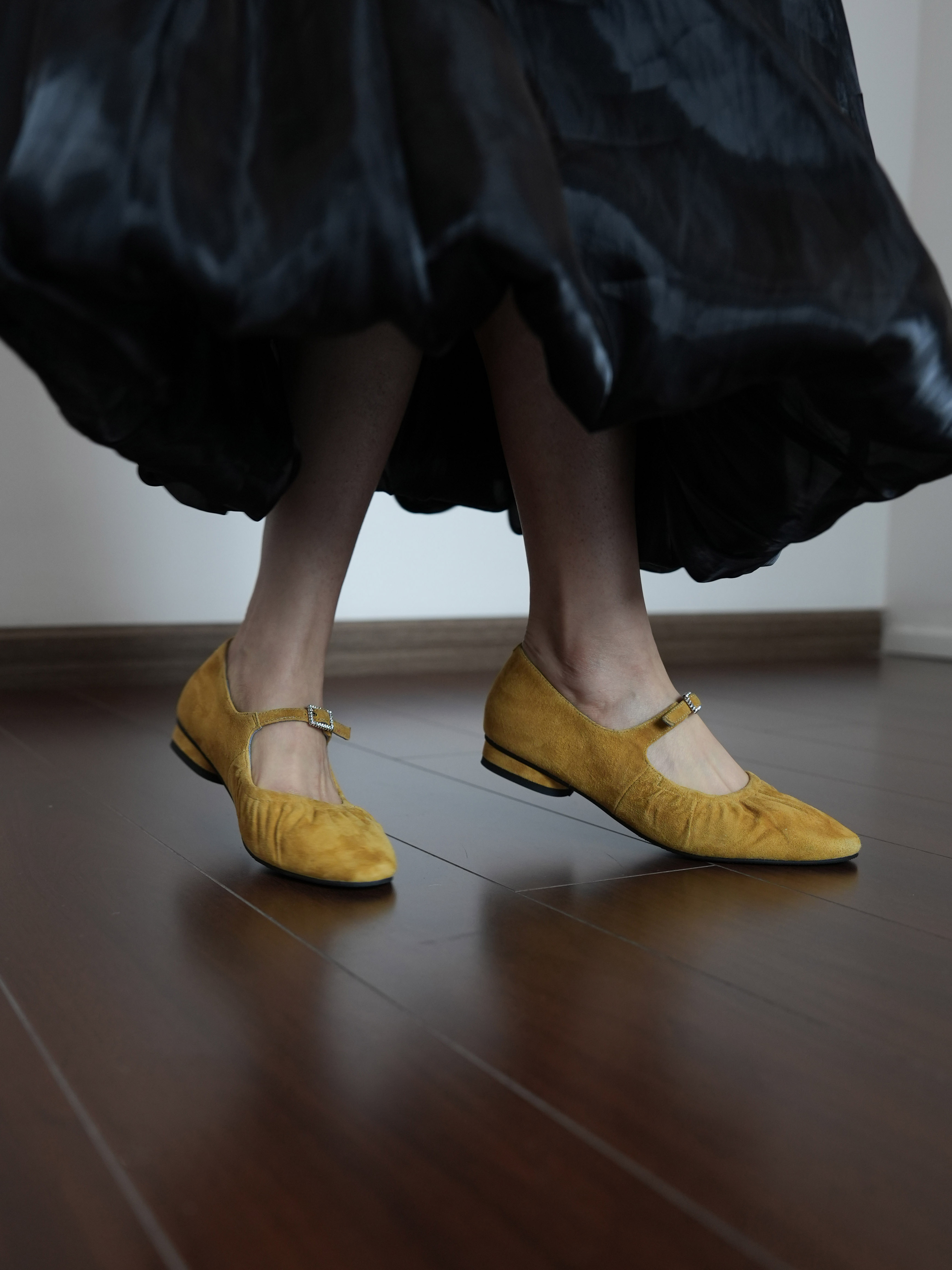 Super Soft Women's Mary Jane Shoes - Versatile Sanded Flat One Strap Design for Comfort - Stylish Shell Head Shallow Mouth