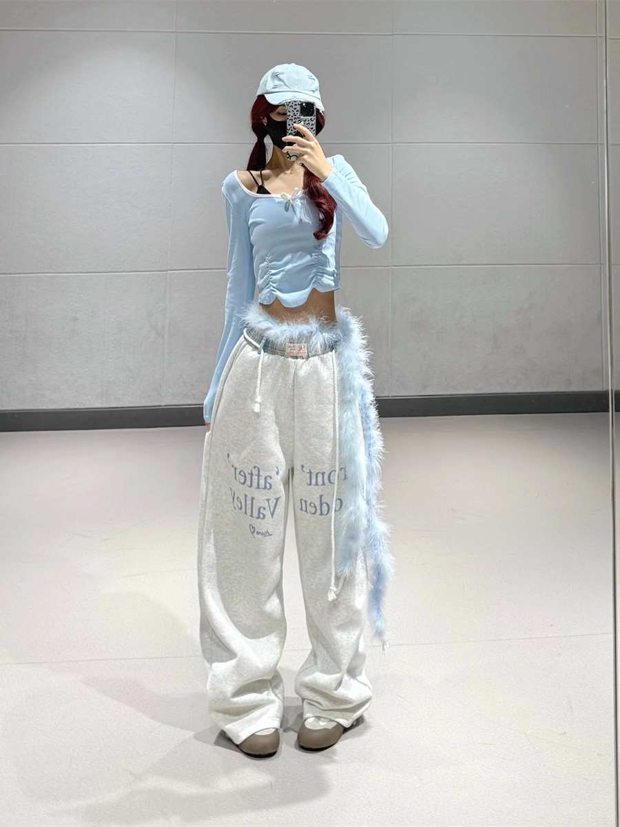 Sweet and Spicy Blue Square Collar Pleated Short Top with Spliced Letter Sports Pants - Trendy Dance Outfit for Girls Sweet and Spicy Blue Square Collar Pleated Short Top with Spliced Letter Sports Pants - Trendy Dance Outfit for Girls