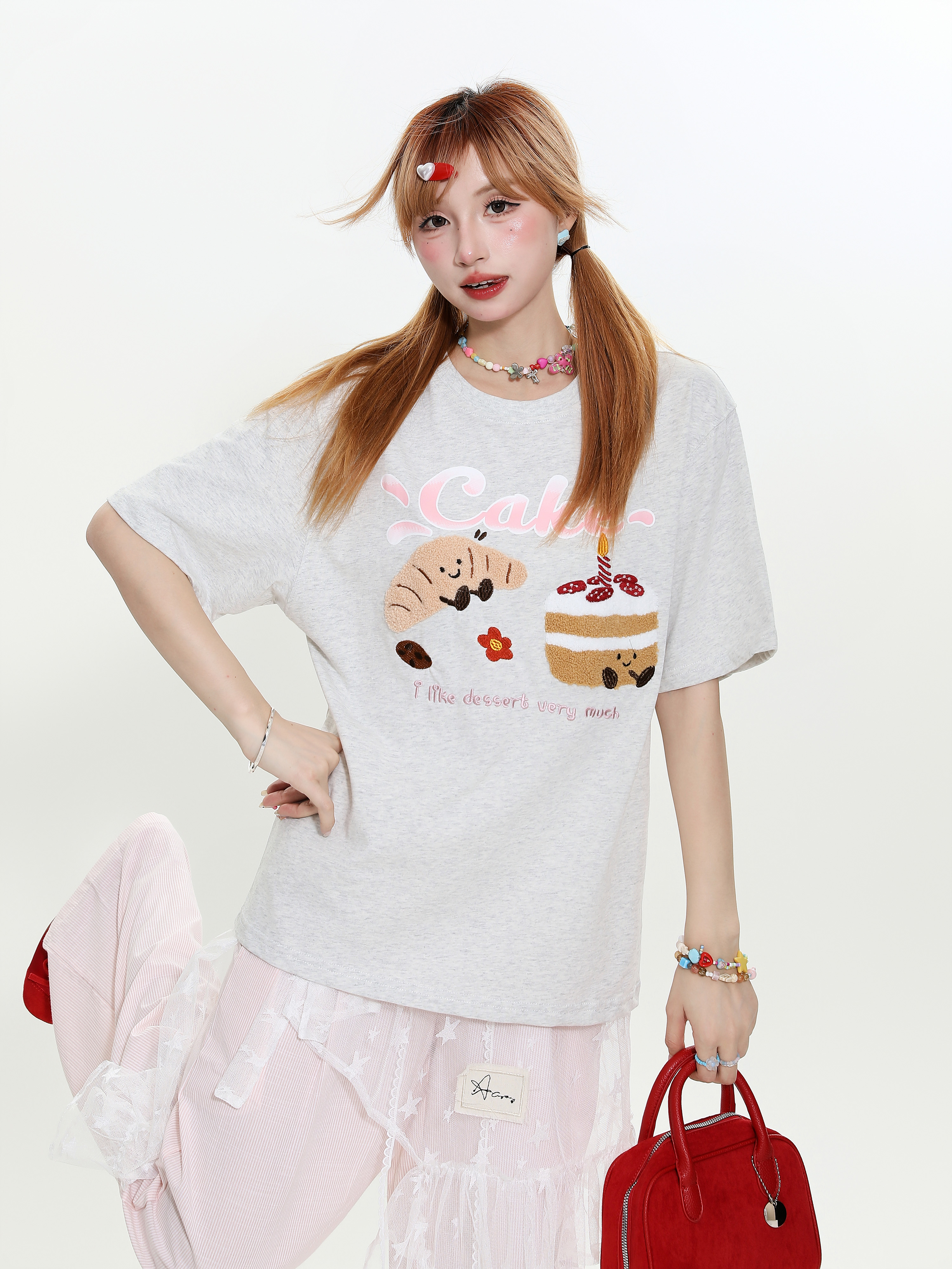 Sweet Wind Towel Embroidered Cake Short Sleeve T-Shirt for Women - Summer Loose Slim Fit Top, Trendy Casual Wear Sweet Wind Towel Embroidered Cake Short Sleeve T-Shirt for Women - Summer Loose Slim Fit Top, Trendy Casual Wear