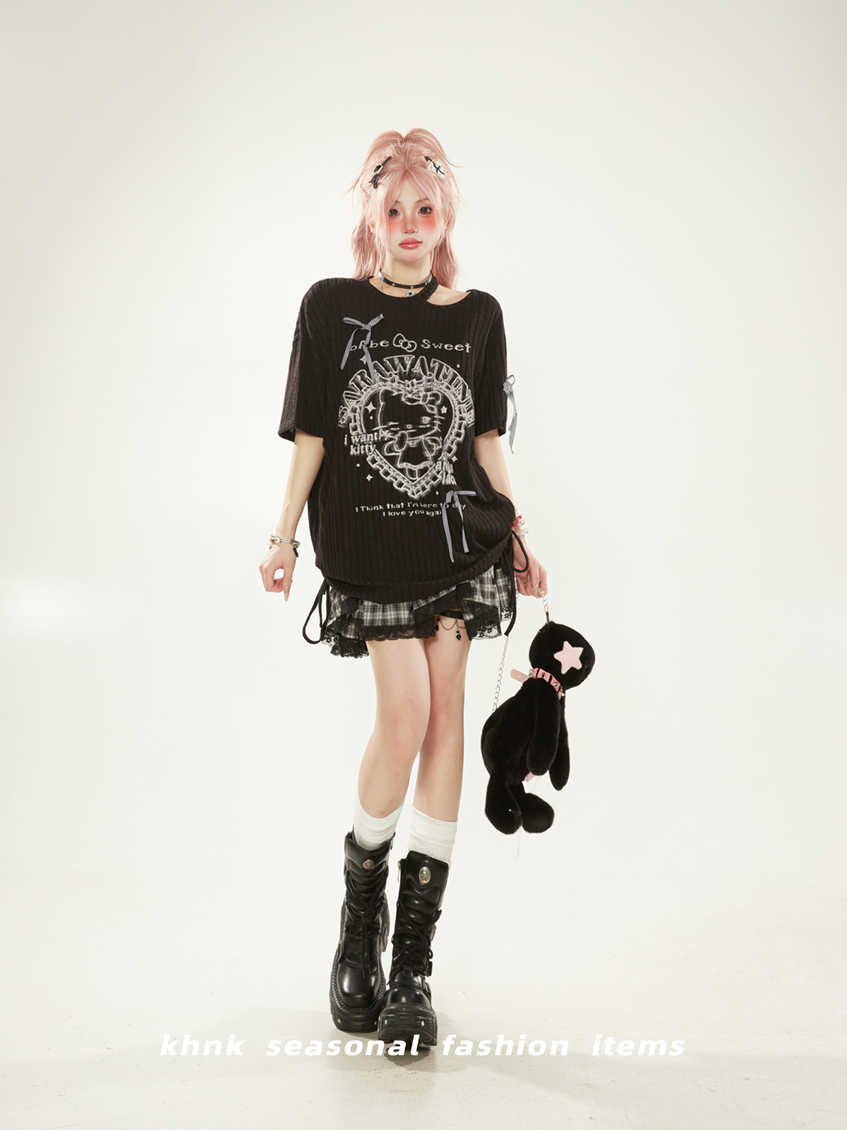 Sweet Wind White Heart Cartoon Printed Off-Shoulder Short Sleeve T-Shirt with Bow - Cute Summer Women's Top Sweet Wind White Heart Cartoon Printed Off-Shoulder Short Sleeve T-Shirt with Bow - Cute Summer Women's Top