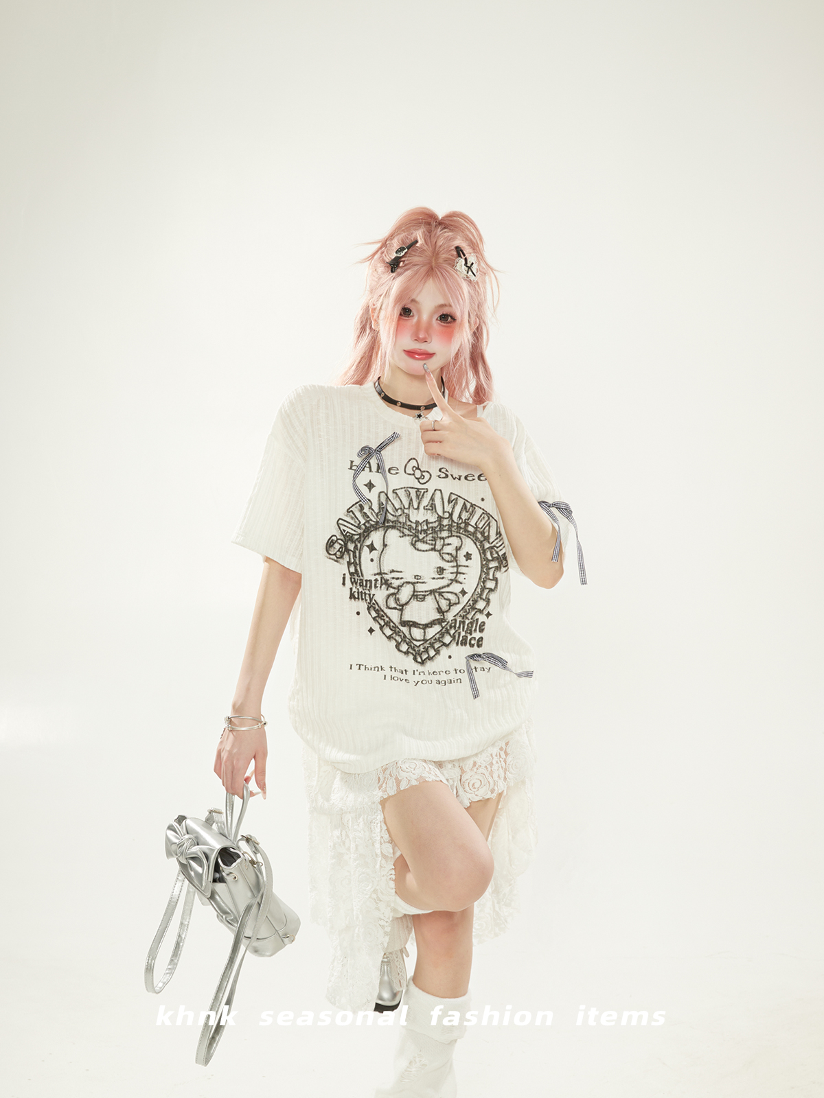 Sweet Wind White Heart Cartoon Printed Off-Shoulder Short Sleeve T-Shirt with Bow - Cute Summer Women's Top