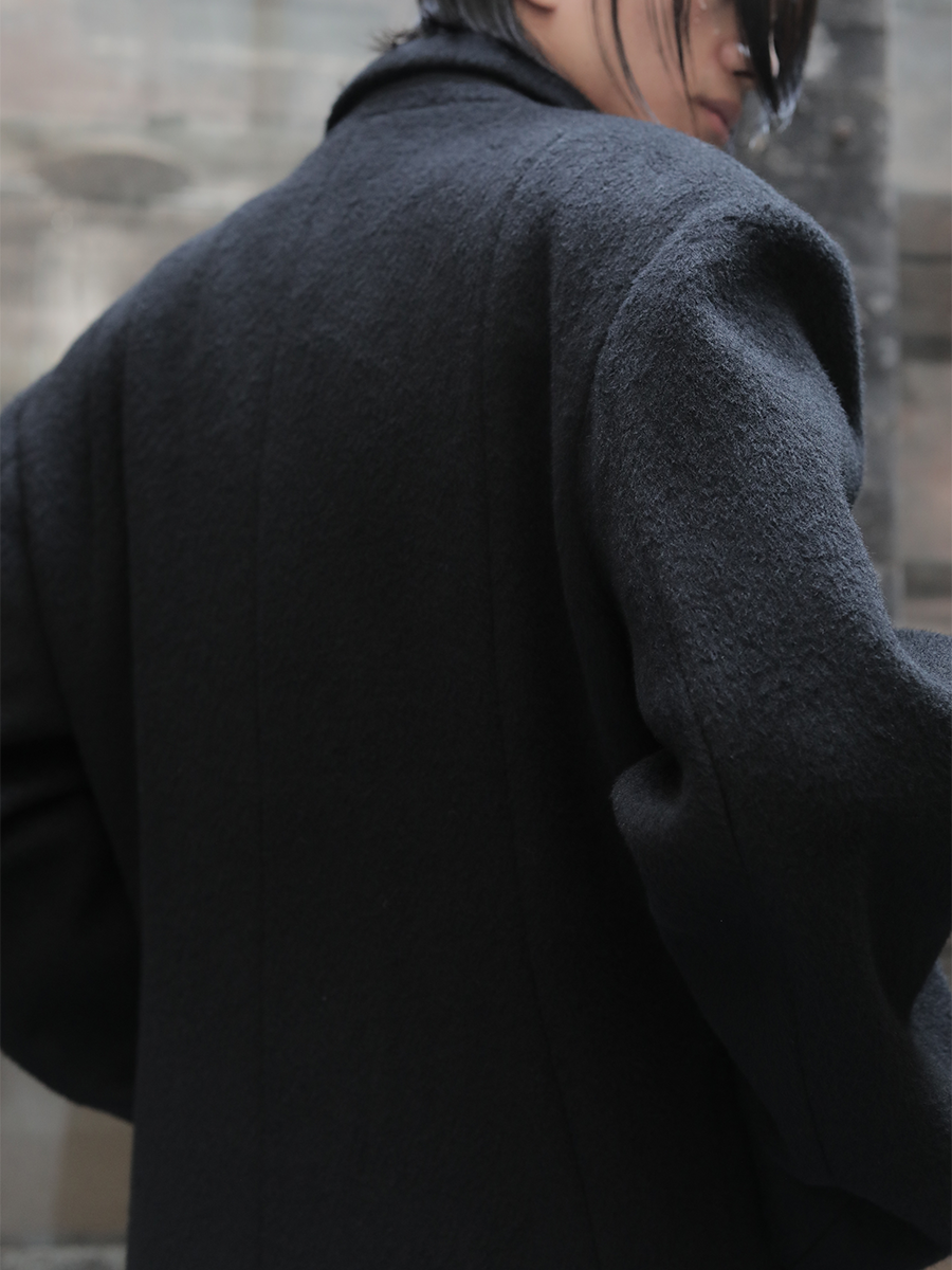 Tailored Wool Dress Coat with Shoulder Pads - Chic Mannequin Style for Effortless Elegance Tailored Wool Dress Coat with Shoulder Pads - Chic Mannequin Style for Effortless Elegance