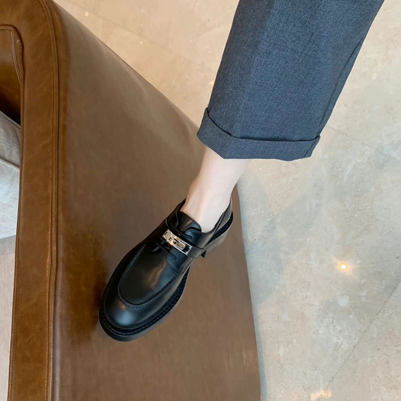 Thick-Soled Lock Buckle Loafers for Women - British Retro Lace-Up Chunky Heel Leather Shoes Thick-Soled Lock Buckle Loafers for Women - British Retro Lace-Up Chunky Heel Leather Shoes