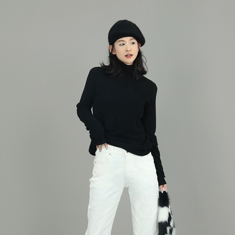 Thickened Black Polka Dot Suspender Dress for Women - Korean Style Long Loose Dress for Autumn & Winter Fashion Thickened Black Polka Dot Suspender Dress for Women - Korean Style Long Loose Dress for Autumn & Winter Fashion