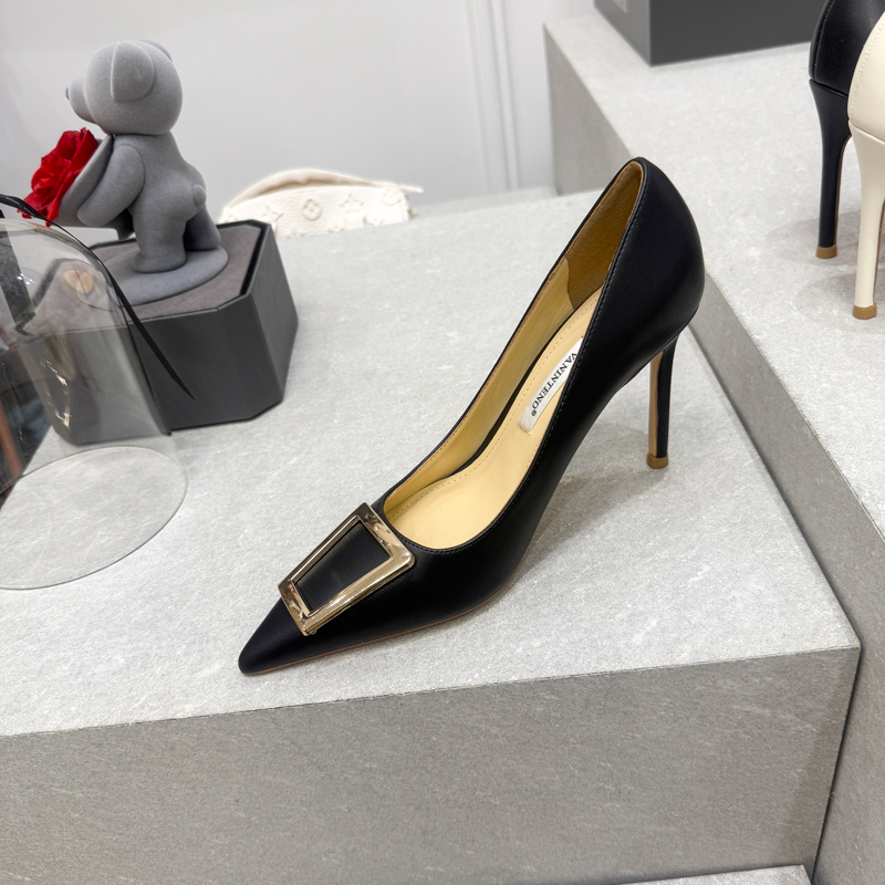 Thin-Heeled Pointed Toe Black High-Heeled Shoes with Square Buckle for Women - Chic Commuting Style, Perfect for Annual Meetings