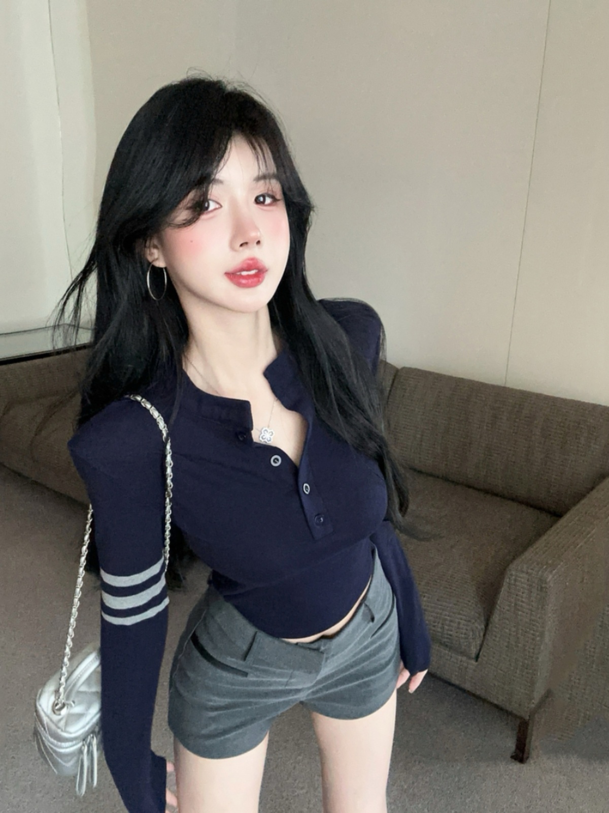 Tight-Fitting Long Sleeve T-Shirt with Shoulder Pads for Spring Music Festivals - K-Pop Inspired Jazz Dance Top for Spicy Girls