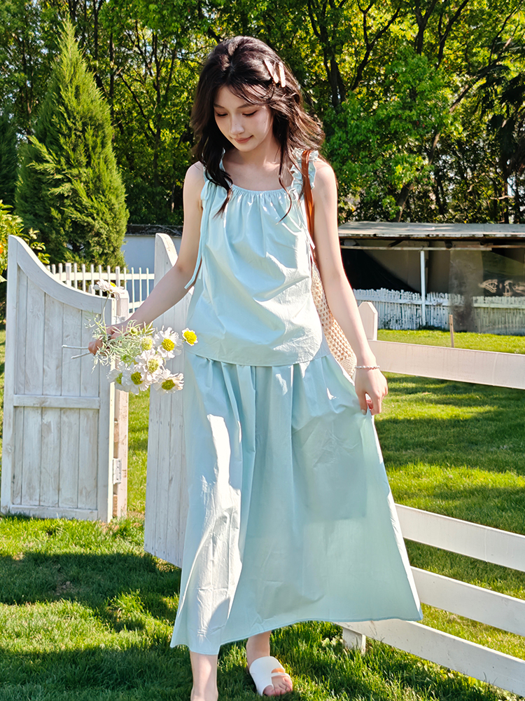 Trendy 90s-Inspired Lace-Up T-Shirt Set for Women - Casual Street Style Essentials