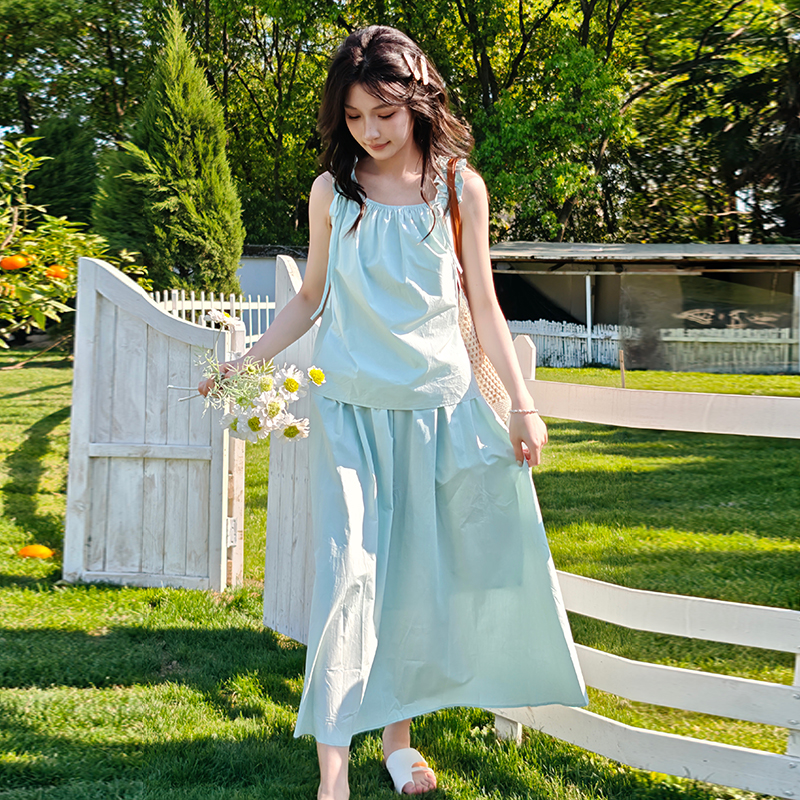 Trendy 90s-Inspired Lace-Up T-Shirt Set for Women - Casual Street Style Essentials