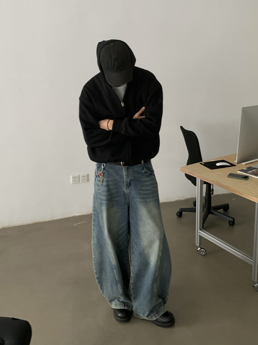 Trendy American-Style Loose Boxy Cropped Zip-Up Sweatshirt Jacket for Unisex - Airy Layer for Casual Style Trendy American-Style Loose Boxy Cropped Zip-Up Sweatshirt Jacket for Unisex - Airy Layer for Casual Style