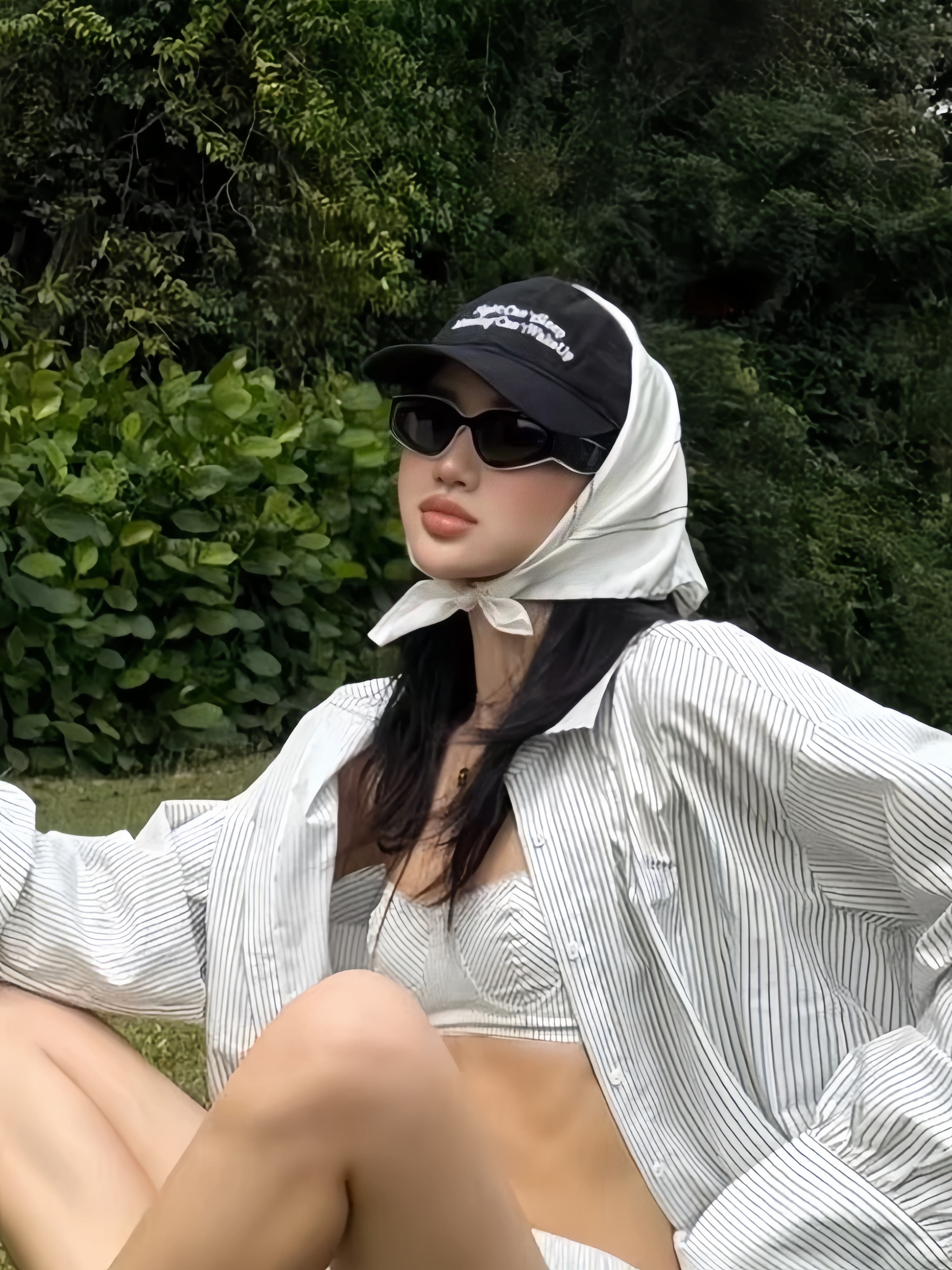 Trendy Black and White Color-Block Cat-Eye Sunglasses for Women - Retro European American Style, Fashionable Sun Protection Trendy Black and White Color-Block Cat-Eye Sunglasses for Women - Retro European American Style, Fashionable Sun Protection