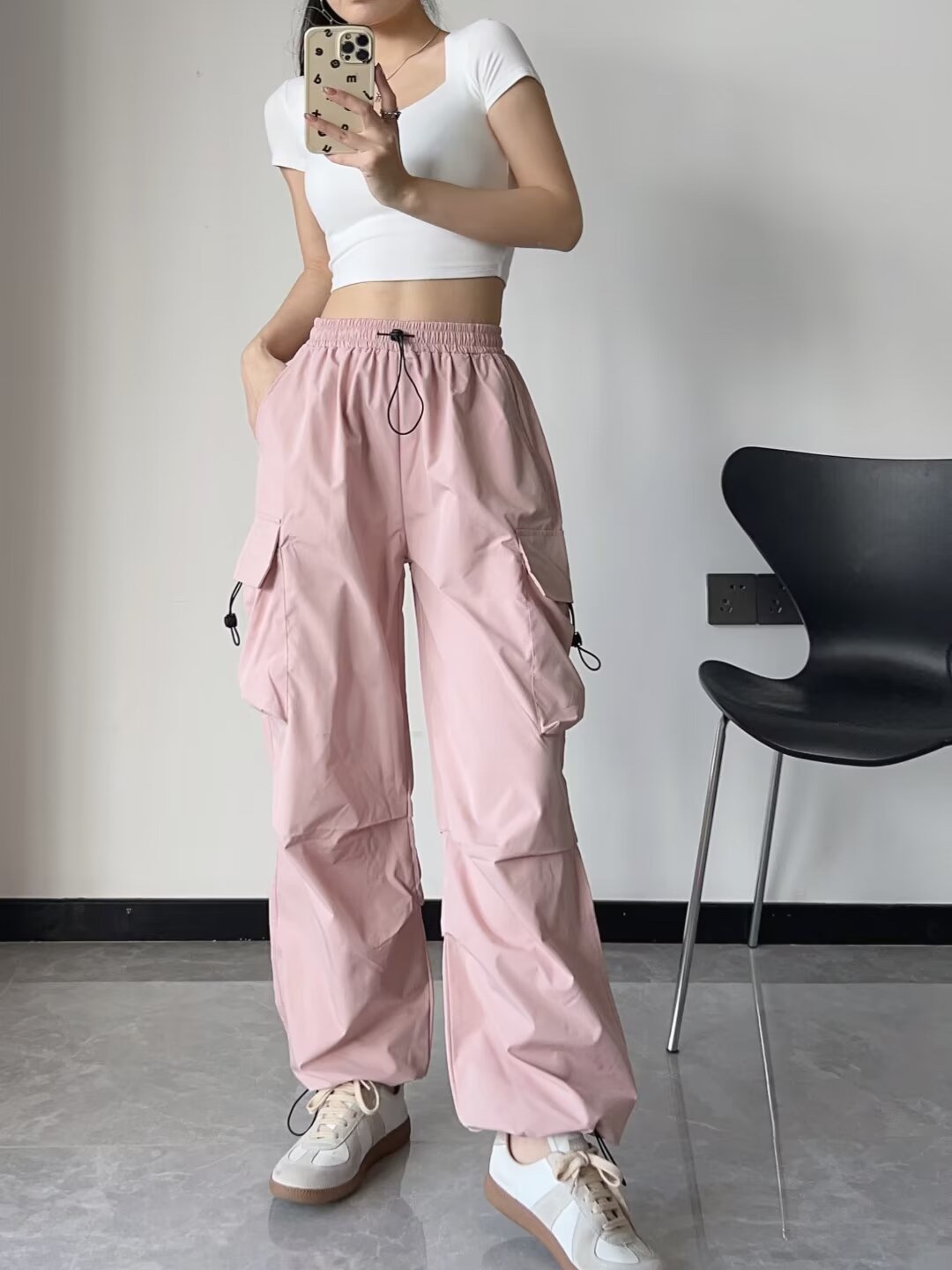 Trendy Black Wide-Leg Cargo Pants for Women - K-Pop Inspired Loose Casual Tactical Street Dance Style