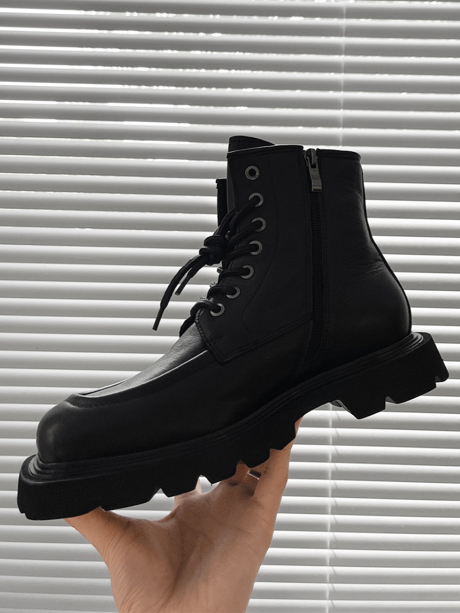 Trendy British Minimalist Thick-Soled Height-Increasing Square-Toe Leather Martin Boots for 2022 Fashion Trendy British Minimalist Thick-Soled Height-Increasing Square-Toe Leather Martin Boots for 2022 Fashion