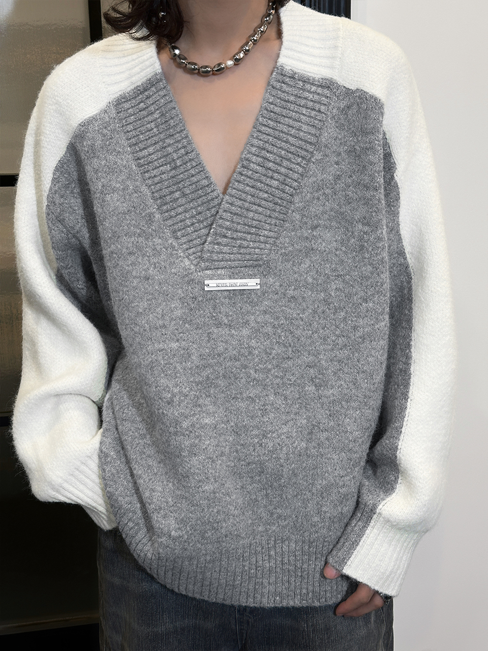 Trendy Casual Spliced Wool Blend Pullover Sweater for Autumn 2025 – Versatile Niche Design, Perfect for Fall Fashion Trendy Casual Spliced Wool Blend Pullover Sweater for Autumn 2025 – Versatile Niche Design, Perfect for Fall Fashion