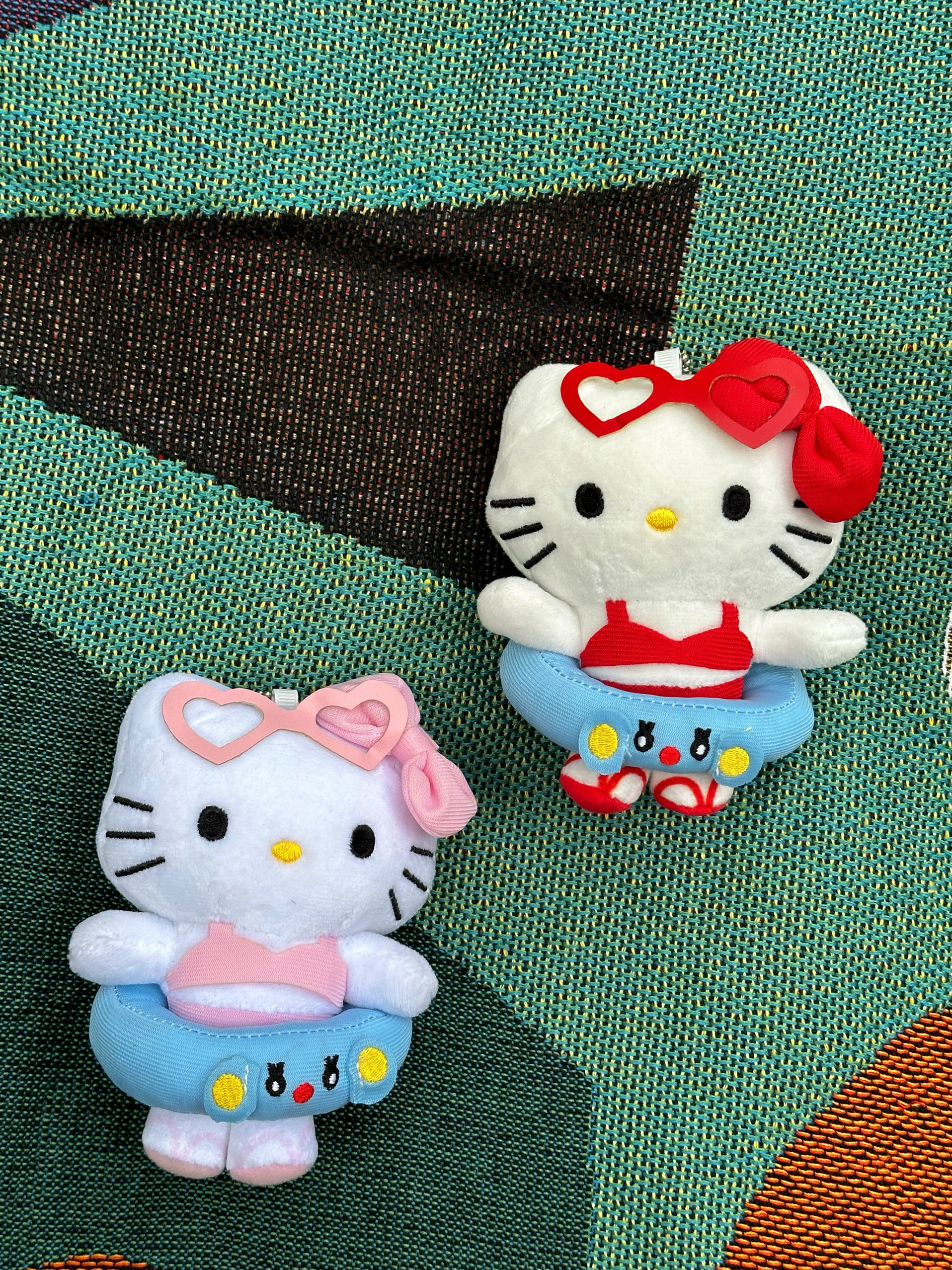 Trendy Cute Cartoon Plush Cat Keychain Pendant for Backpack - Adorable Doll Accessory for Students