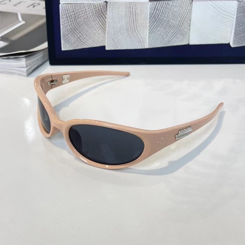 Trendy Jennie-Style Interchangeable Sports Headband Sunglasses for Women - High-End Fashion Accessory for Round and Square Faces Trendy Jennie-Style Interchangeable Sports Headband Sunglasses for Women - High-End Fashion Accessory for Round and Square Faces