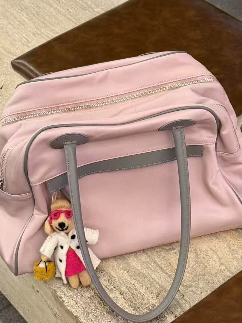 Trendy Large Capacity Spliced Genuine Leather Shoulder Bag - High-Quality Nylon Fabric, Versatile Fashion Accessory for Every Occasion