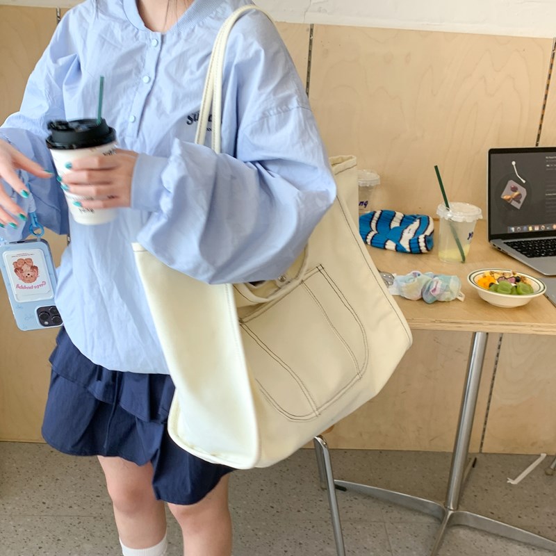 Trendy Large Capacity Tote Canvas Bag for Women, Casual Travel Shoulder Bag with Niche Design and Stylish Lines Trendy Large Capacity Tote Canvas Bag for Women, Casual Travel Shoulder Bag with Niche Design and Stylish Lines