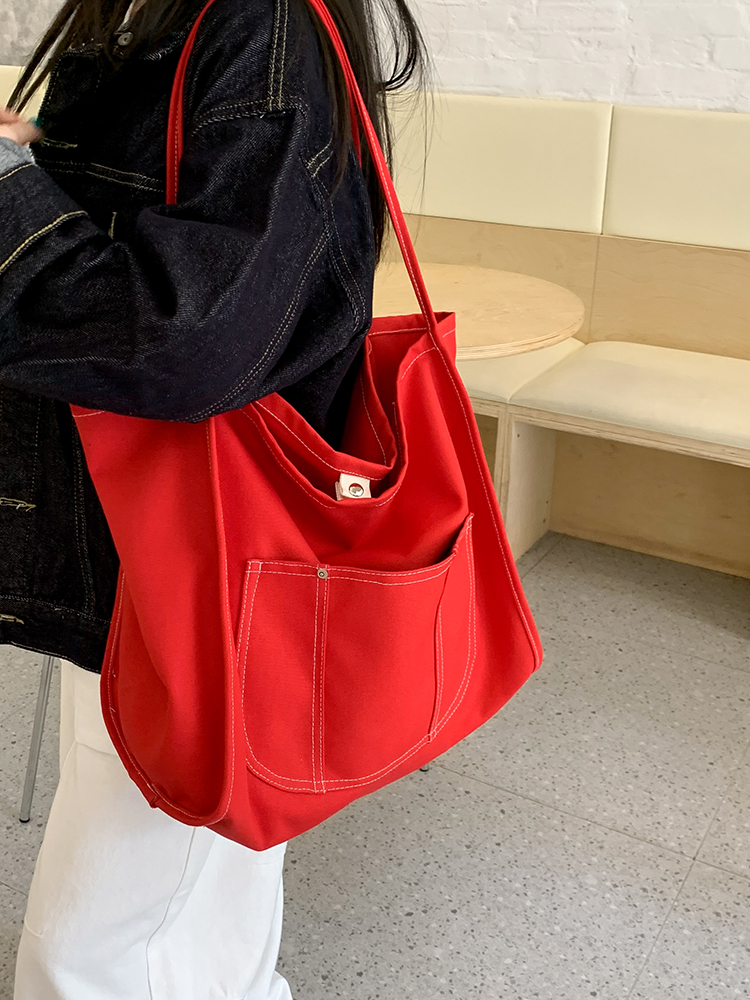 Trendy Large Capacity Tote Canvas Bag for Women, Casual Travel Shoulder Bag with Niche Design and Stylish Lines