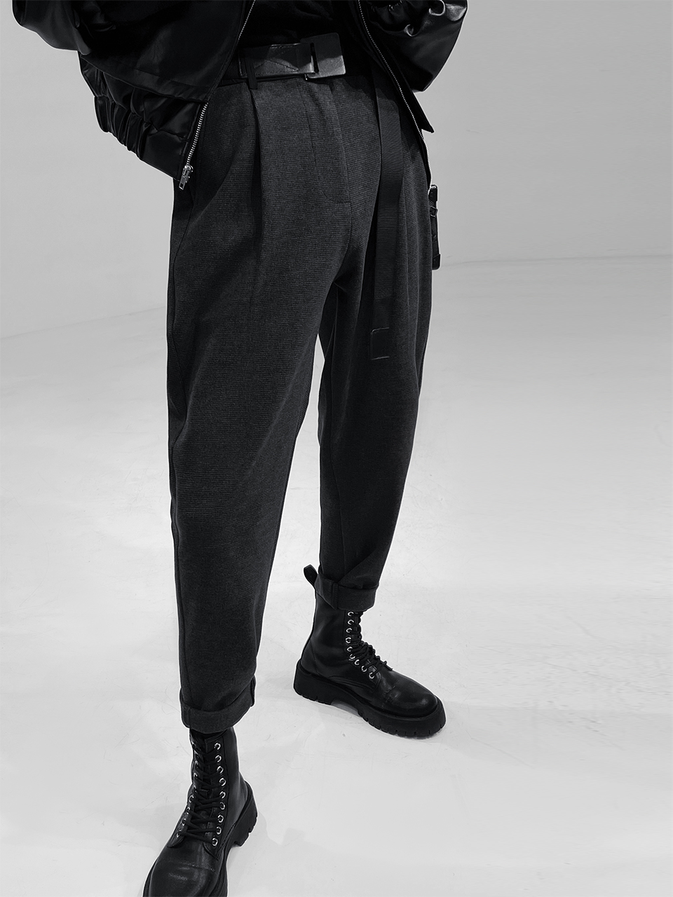 Trendy Loose Tapered Casual Pants with Built-In Belt - Versatile Dragon Dadao Style for Effortless Fashion Trendy Loose Tapered Casual Pants with Built-In Belt - Versatile Dragon Dadao Style for Effortless Fashion