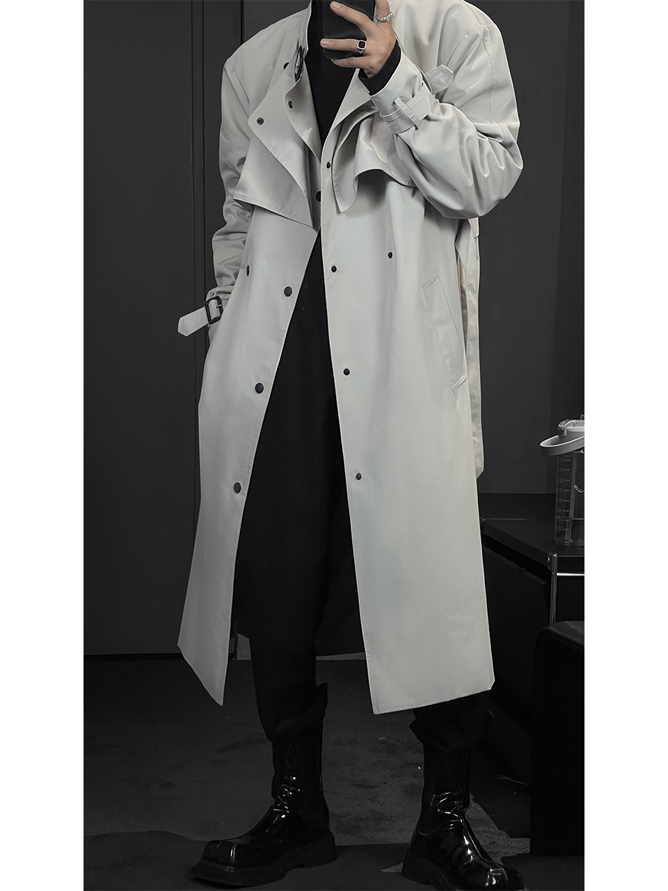Trendy Minimalist Long Windbreaker Coat for Autumn - Versatile Loose Fit Commuter Outerwear