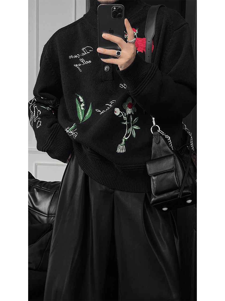 Trendy Retro Floral Embroidery Turtleneck Sweater - High-End Versatile Knitwear for Autumn and Winter Fashion